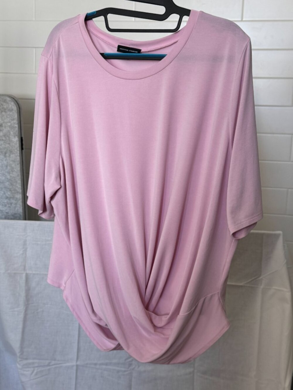 GUC Universal Standard Lara Sandwash Jersey Pink Twist T-shirt US M (18-20)